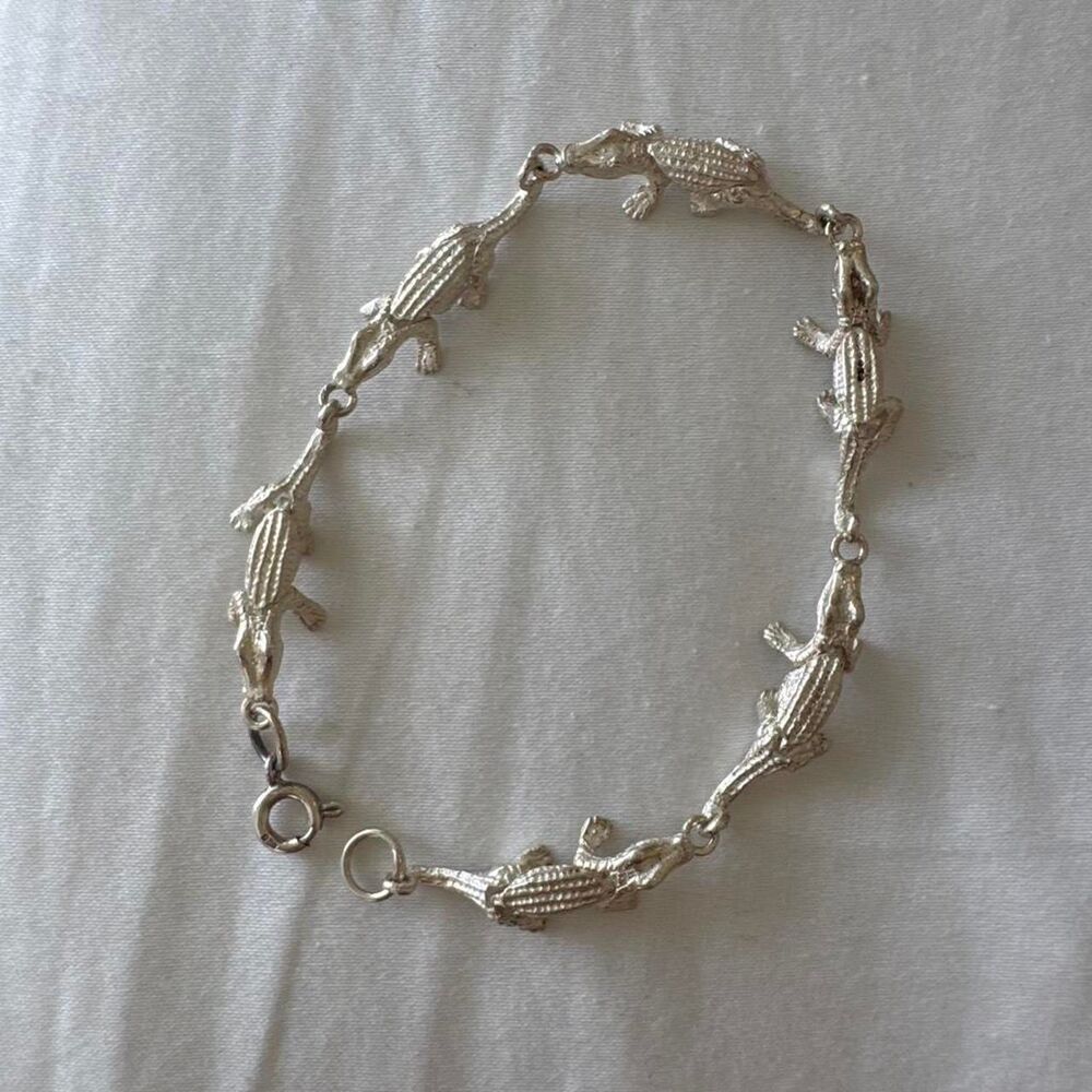 Unbranded Women's Silver and Gold Jewellery